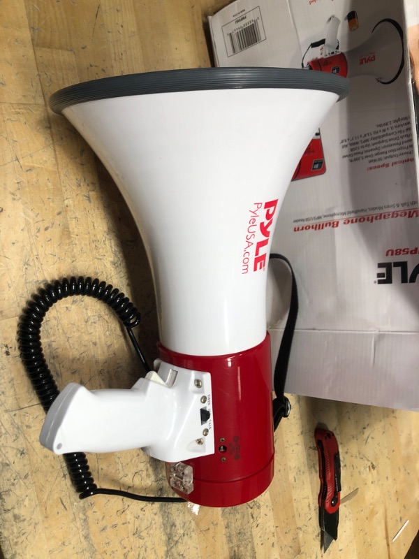 Photo 3 of Pyle Megaphone Speaker PA Bullhorn - with Built-in Siren 50 Watts Adjustable Volume Control & Record Function - Ideal for Football, Baseball, Cheerleading Fans, Coaches or for Safety Drills PMP58U