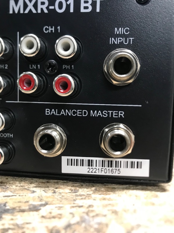 Photo 3 of **item turns on**unable to test further**
Gemini MXR-01BT 2-Channel Professional DJ Mixer with Bluetooth Input
