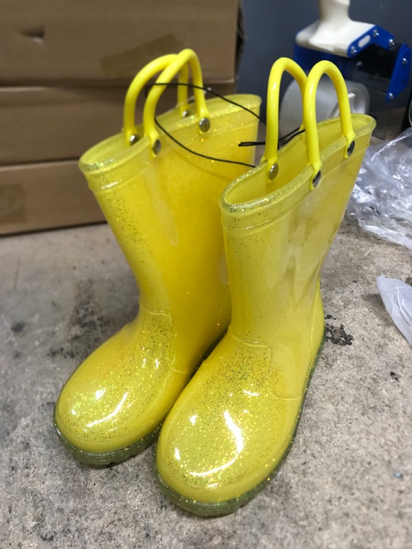 Photo 4 of BOCCA Kids Yellow Glitter Waterproof Rain Boot For Girls Size 9
