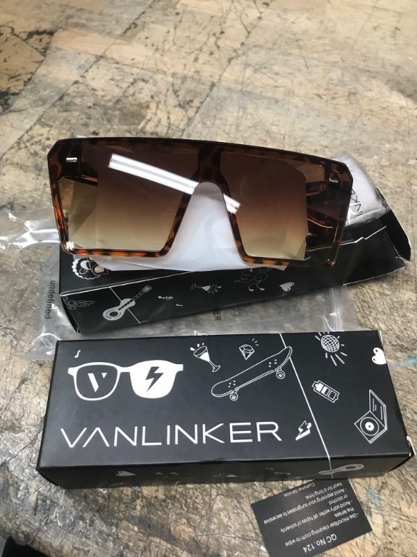 Photo 2 of 2pcks of VANLINKER Big Flat Top Oversized Shield Sunglasses for Women Men Square Rimless Fashion Shades VL9517
