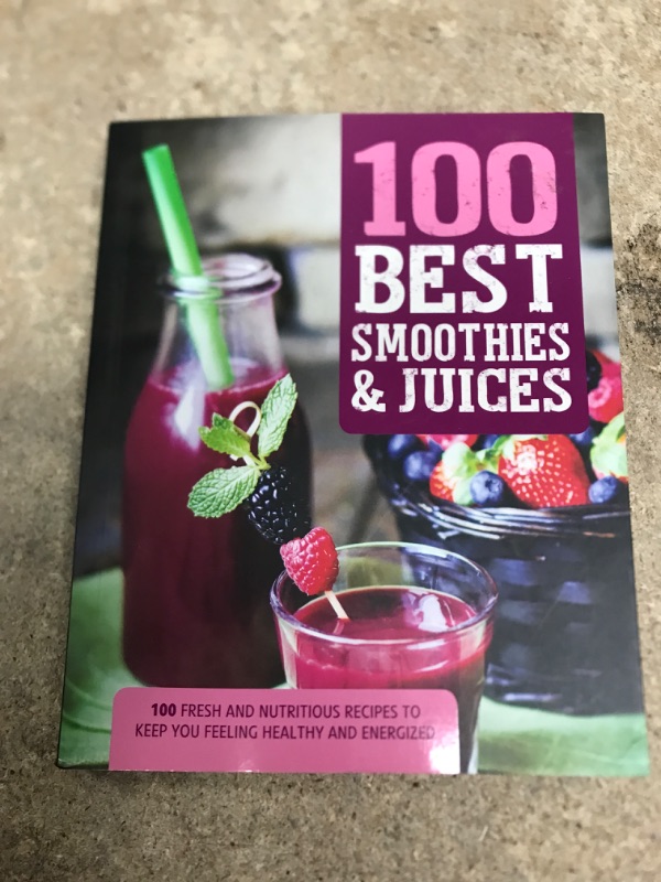 Photo 2 of 100 Best Smoothies & Juices: 100 Fresh and Nutritious Recipes to Keep You Feeling Healthy and Energized Paperback – 1 Dec. 2015
