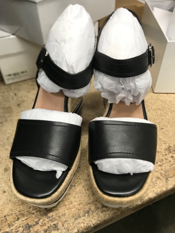 Photo 4 of Soda Top Shoe Bryce Open Toe Buckle Ankle Strap Espadrilles Flatform Wedge Casual Sanda
size: 7.5