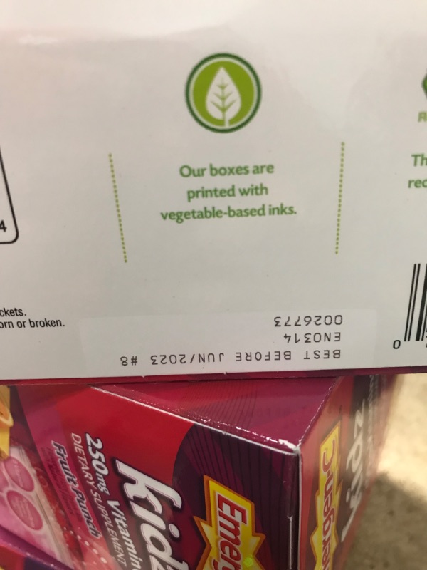 Photo 3 of **EXPIRES JUN 2023** Emergen-C Kidz 250mg Kids Vitamin C Powder, Caffeine Free, Immune Support Drink Mix, Fruit Punch Flavor - 30 Count/1 Month Supply
SET OF 3