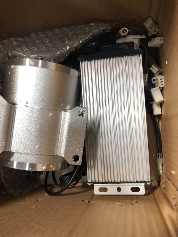 Photo 4 of (PARTS ONLY) VEVOR Electric Brushless DC Motor,48V 2000W Brushless Electric Motor,4300 RPM High Speed Motor,w/ 34A Controller and Throttle Grip 