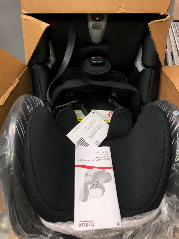 Photo 2 of Britax Boulevard ClickTight Convertible Car Seat