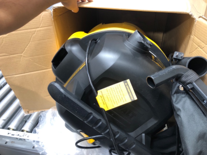 Photo 2 of DEWALT 9 Gallon Wet/Dry VAC, Heavy-Duty Shop Vacuum with Attachments, 5 Peak HP, with Blower Function, DXV09PA, Yellow