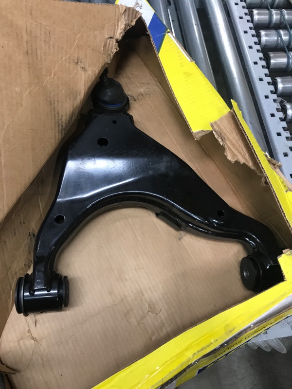 Photo 2 of MOOG RK621294 Control Arm and Ball Joint Assembly