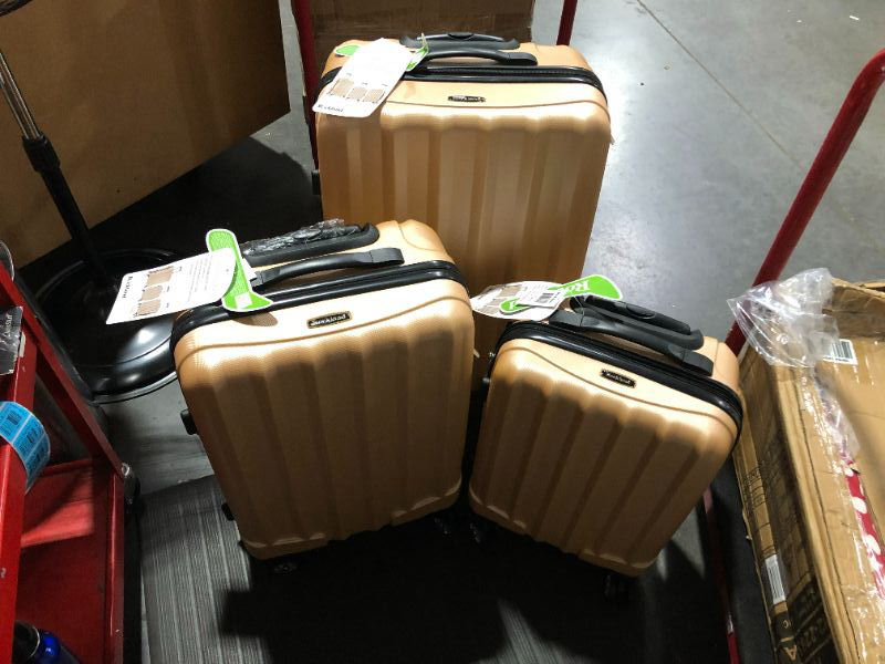 Photo 2 of ***DAMAGED - SEE NOTES***
Rockland Santa Monica Hardside Expandable Spinner Wheel Luggage Set, 19", 24", 28"