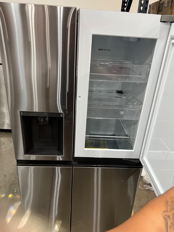 Photo 7 of LG LRSOS2706S 27 cu. ft. Side-By-Side InstaView™ Refrigerator