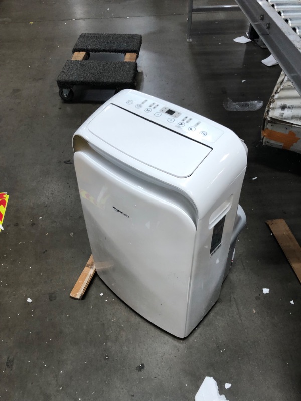 Photo 5 of ***DAMAGED HOSE - SEE NOTES***
Amazon Basics Portable Air Conditioner With Heat Pump, Cools 550 Square Feet, 13,000 BTU ASHARE / 10,000 BTU SACC, White 10,000 BTU Single Hose with Heat Pump