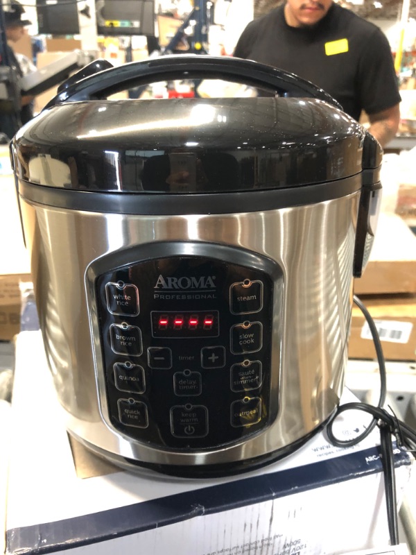 Photo 3 of Aroma Housewares ARC-954SBD Rice Cooker, 4-Cup Uncooked 2.5 Quart, Professional Version