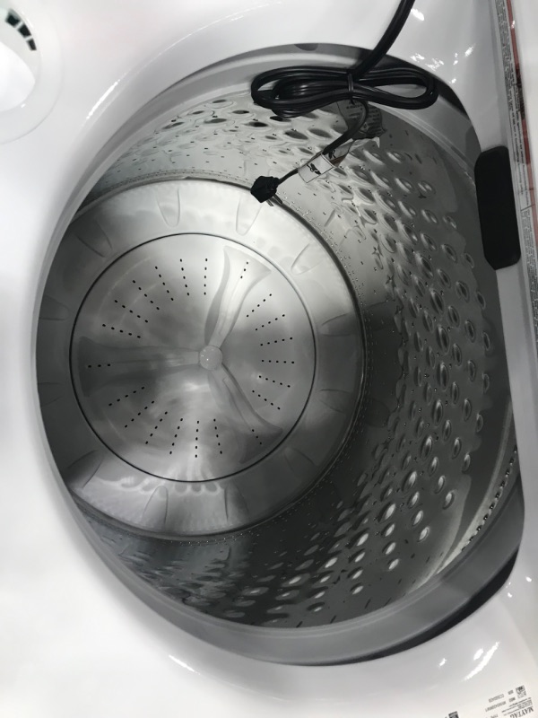 Photo 3 of Maytag 4.8-cu ft High Efficiency Impeller Top-Load Washer (White)
