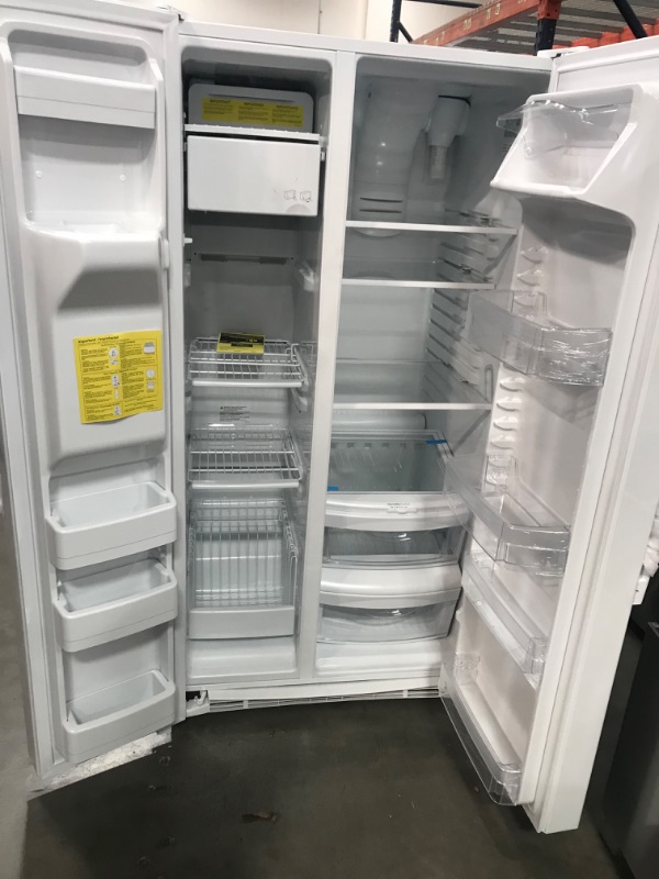Photo 4 of DENTED SIDE**GE 25.3-cu ft Side-by-Side Refrigerator with Ice Maker (White)

