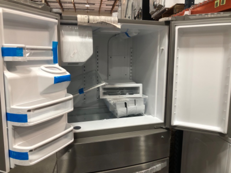 Photo 3 of DENTED SIDE**Whirlpool 24.5-cu ft 4-Door French Door Refrigerator with Ice Maker (Fingerprint Resistant Stainless Steel) ENERGY STAR
