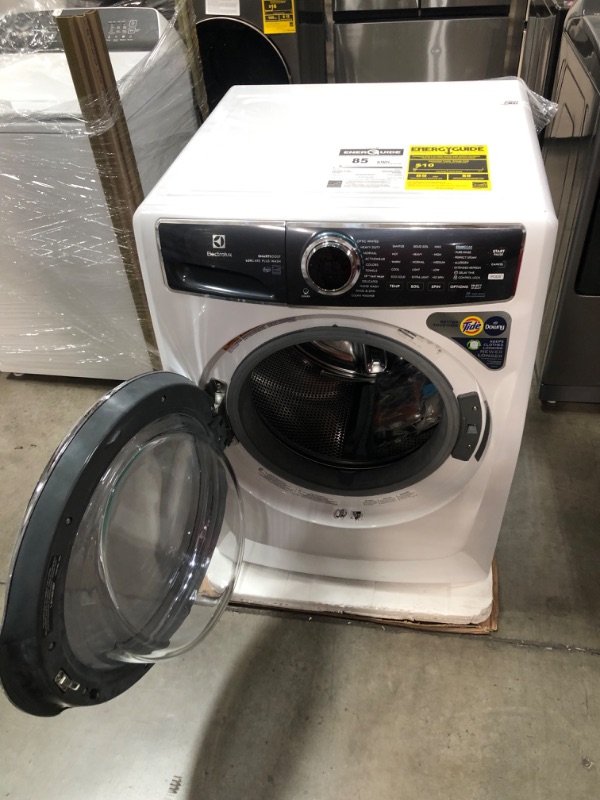 Photo 6 of DOOR DOES NOT CLOSE SHUT**Electrolux SmartBoost 4.5-cu ft High Efficiency Stackable Steam Cycle Front-Load Washer (White) ENERGY STAR
