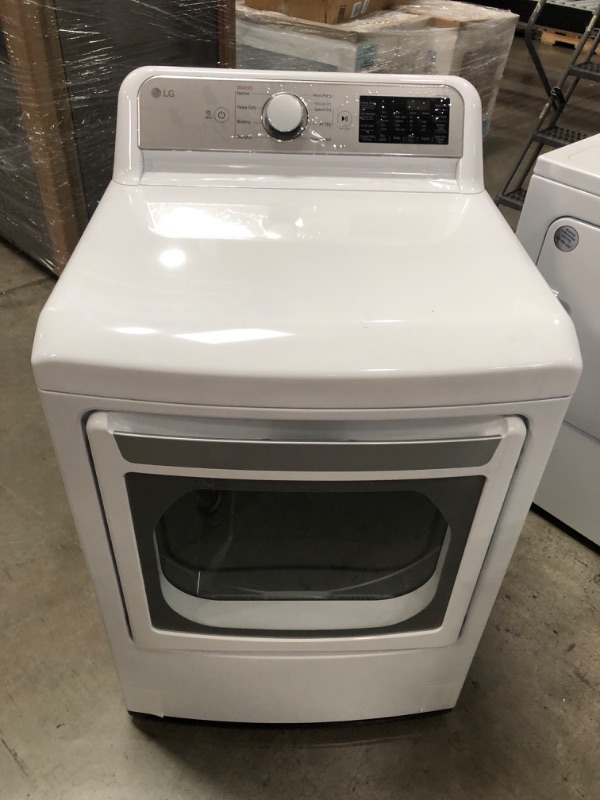 Photo 4 of LG EasyLoad 7.3-cu ft Smart Electric Dryer (White) ENERGY STAR
