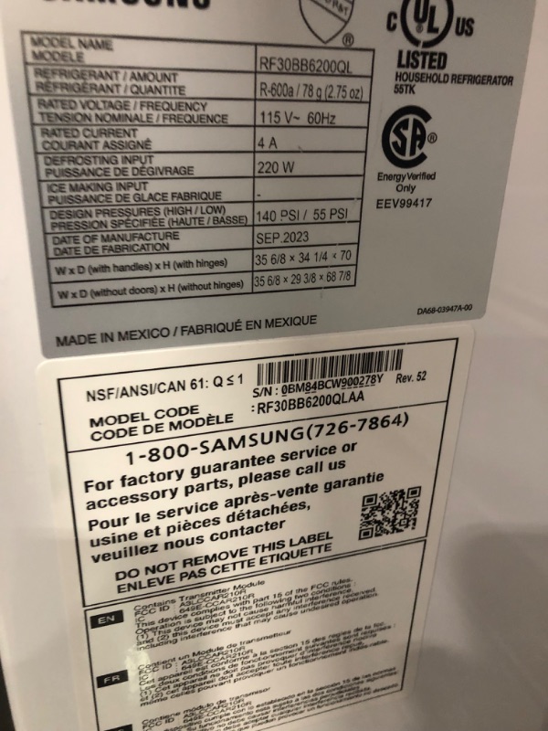 Photo 6 of MOLDY BOTTOM CONTAINER**Samsung Bespoke 30.1-cu ft Smart French Door Refrigerator with Dual Ice Maker (Stainless Steel- All Panels) ENERGY STAR
