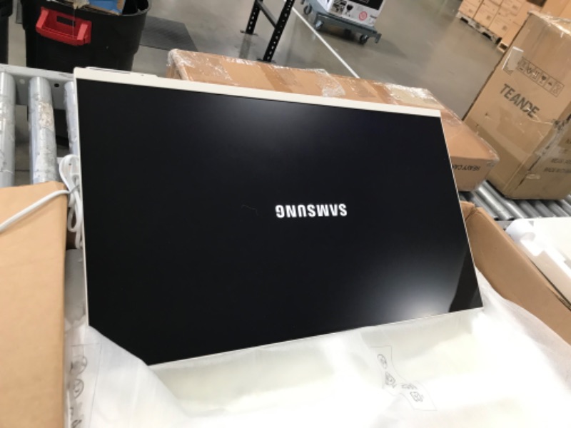 Photo 5 of (PARTS ONLY)SAMSUNG 32-Inch Class QLED LS03B Series The Frame Quantum HDR Smart TV with Alexa Built-in (QN32LS03BBFXZA)