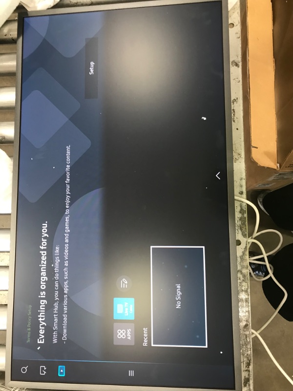 Photo 4 of (PARTS ONLY)SAMSUNG 32-Inch Class QLED LS03B Series The Frame Quantum HDR Smart TV with Alexa Built-in (QN32LS03BBFXZA)