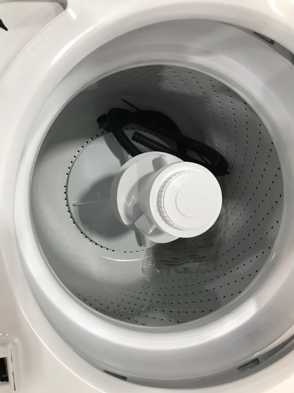 Photo 7 of (PARTY ONLY)SEE PICS FOR DAMAGES Electric Amana 3.5-cu ft Agitator Top-Load Washer (White)