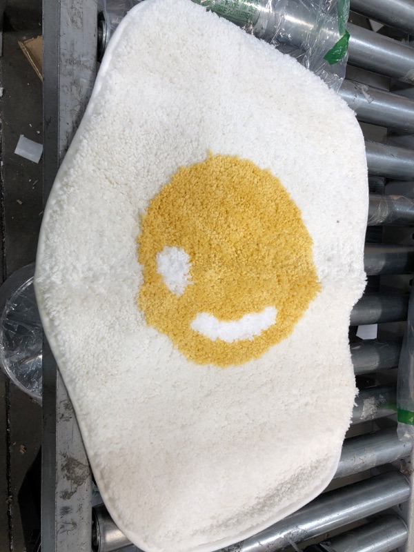 Photo 1 of 2FT EGG CARPET