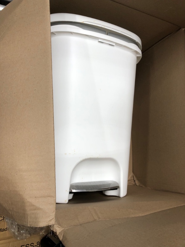 Photo 2 of **NEEDS TO BE CLEANED***
Rubbermaid Classic 13 Gallon Premium Step-On Trash Can with Lid and Stainless-Steel Pedal, White Waste Bin for Kitchen White NEW Premium Step-On