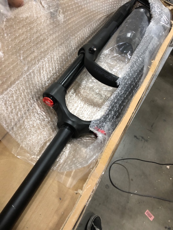 Photo 1 of 29" Mountain Bike Air Suspension Fork Shock Absorber Rebound Adjustment 1 1/8 Straight Tube QR 9mm Travel 100mm Manual/Remote Locking Fit Mountain/Road Bike