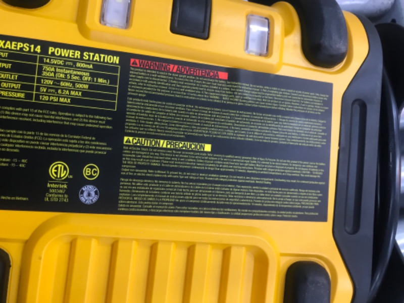 Photo 4 of ***POWERS ON - UNABLE TO TEST FURTHER***
DEWALT DXAEPS14 1600 Peak Battery Amp 12V Automotive Jump Starter