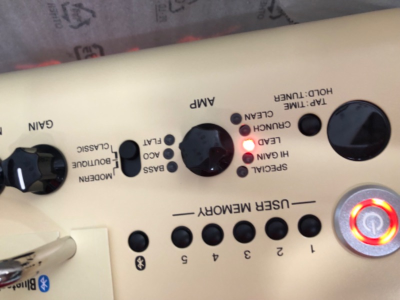 Photo 1 of Yamaha THR30II Wireless Desktop Amp Cream THR30II Wireless Amplifier