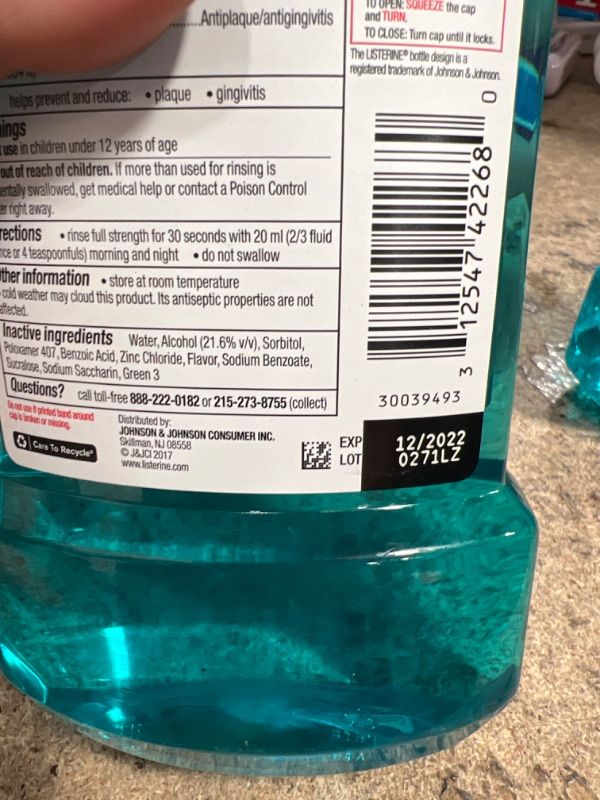 Photo 3 of **EXP DATE 12/2022!! 2pcks of Listerine Ultraclean Tartar Control Antiseptic Mouthwash Cool Mint - 500ml