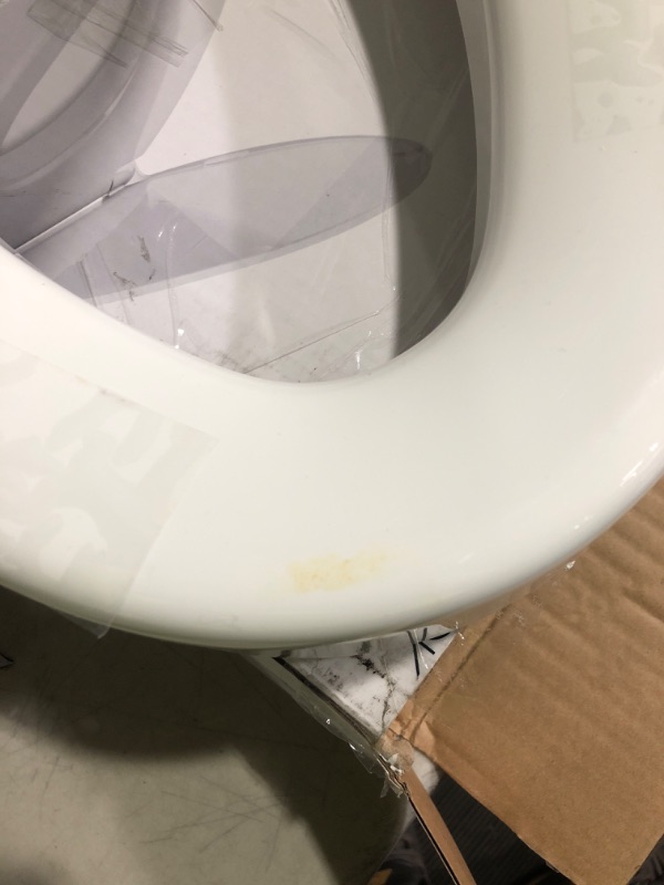 Photo 6 of * used minor damage * see all images *
Hyten Elevated Quiet-Close Elongated toilet seat, White Elongated White