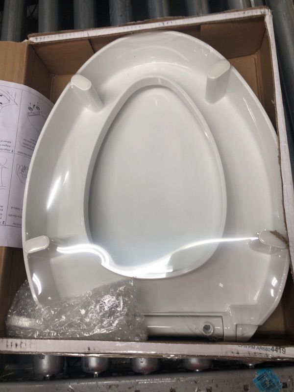 Photo 2 of * used minor damage * see all images *
Hyten Elevated Quiet-Close Elongated toilet seat, White Elongated White