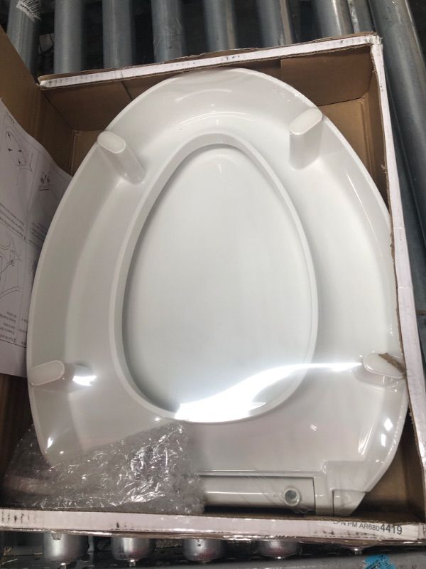 Photo 3 of * used minor damage * see all images *
Hyten Elevated Quiet-Close Elongated toilet seat, White Elongated White