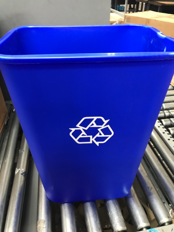 Photo 3 of **SEE NOTES**
AmazonCommercial 10 Gallon Commercial Office Wastebasket, Blue, w/ Recycle Logo, 1-pack BLUE 10 GALLON 1 pack