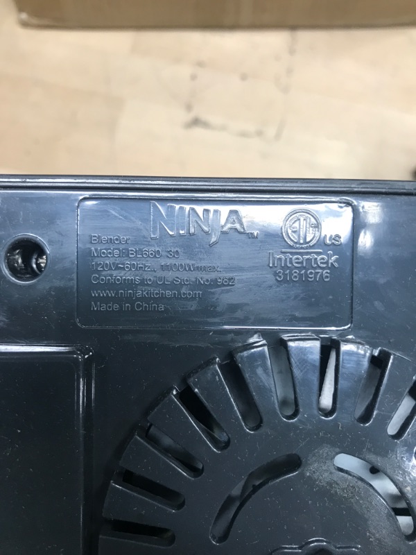 Photo 2 of ***PARTS ONLY*** ***SEE NOTES*** Ninja BL660 Professional Compact Smoothie & Food Processing Blender, 1100-Watts, 3 Functions for Frozen Drinks, Smoothies, Sauces, & More, 72-oz.* Pitcher, (2) 16-oz. To-Go Cups & Spout Lids, Gray 1100 Watts with Single Se