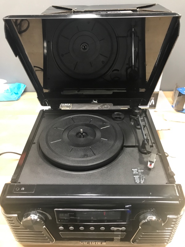 Photo 2 of ***POWERS ON*** Victrola 50's Retro Bluetooth Record Player & Multimedia Center with Built-in Speakers - 3-Speed Turntable, CD Player, AM/FM Radio | Vinyl to MP3 Recording | Wireless Music Streaming | Black Black Record Player