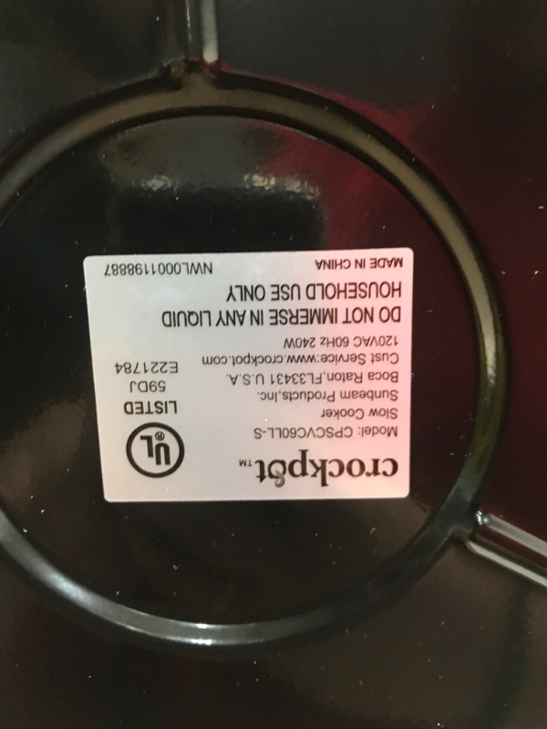 Photo 5 of **See Notes/POWERS ON/MINOR DAMAGE*** 
Crock-Pot SCCPVL610-S-A 6-Quart Cook & Carry Programmable Slow Cooker with Digital Timer