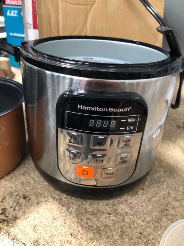 Photo 5 of **PARTS ONLY, NON-FUNCTIONAL** Hamilton Beach 37524 Digital Programmable Rice Cooker & Food Steamer, (3 Uncooked), Stainless Steel