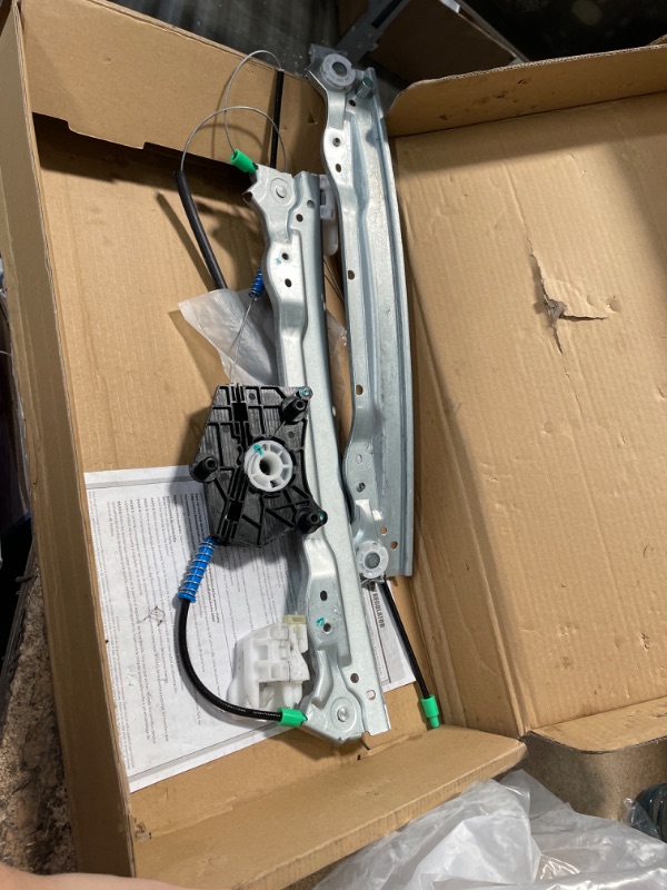 Photo 2 of ***USED***
Dorman 752-311 Front Passenger Side Power Window Regulator (Regulator Only) Compatible with Select Chrysler Models (OE FIX)