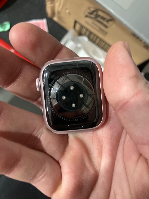 Photo 5 of (READ FULL POST) Apple Watch Series 4 (GPS + Cellular, 40MM) - Gold Aluminum Case with Pink Sand Sport Band