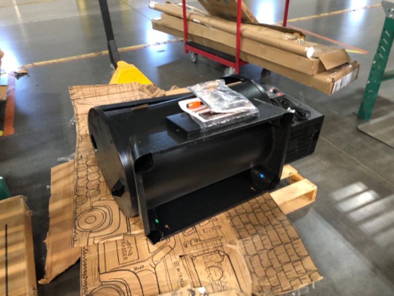 Photo 3 of ***PALLETIZED ITEM - TRUCK/TRAILER PICKUP ONLY - USED - MAJOR DAMAGE - MISSING PARTS - SEE COMMENTS***
Traeger Grills Pro 780 Electric Wood Pellet Grill and Smoker with WiFi and App Connectivity, Black