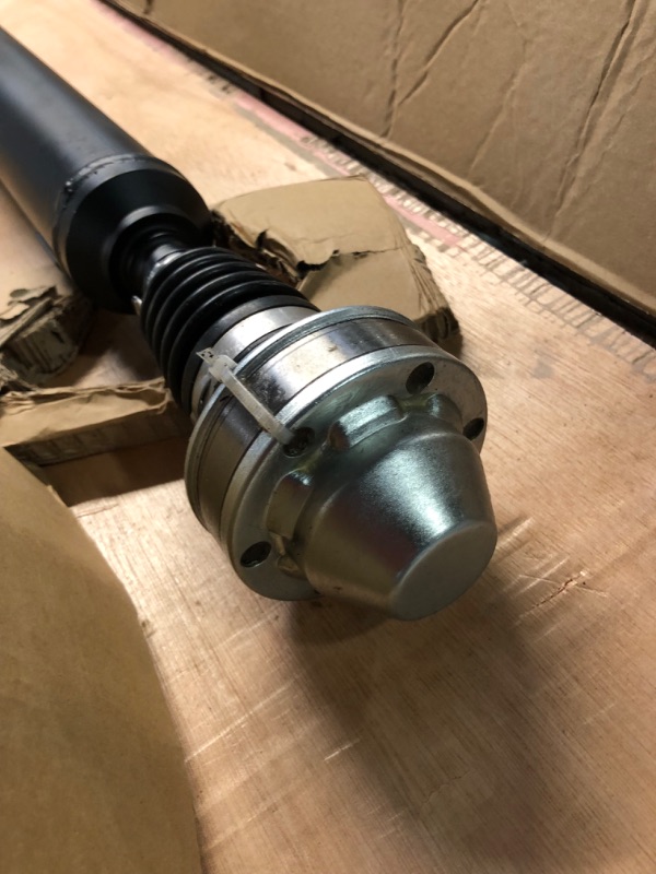 Photo 1 of ***USED - COVERED IN SCRATCHES - UNABLE TO VERIFY FUNCTIONALITY***
marddpair Rear Driveshaft Prop Shaft Assembly Replacement for 2005-2006 Chevrolet Equinox Pontiac Torrent 3.4L V6 19259831 19152721