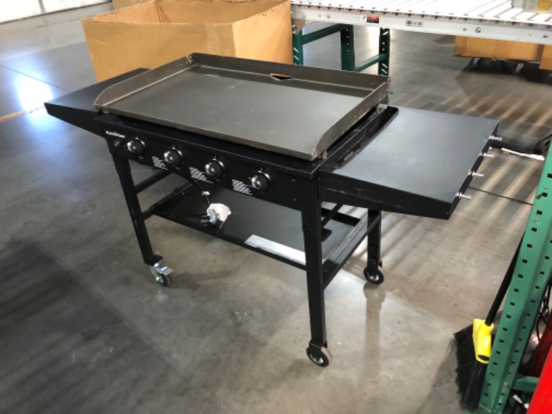 Photo 1 of ***USED - DAMAGED - MISSING PARTS - SEE COMMENTS***
Blackstone 1554 36" Omnivore Griddle with Folding Side Shelves, 36 Inch, Black