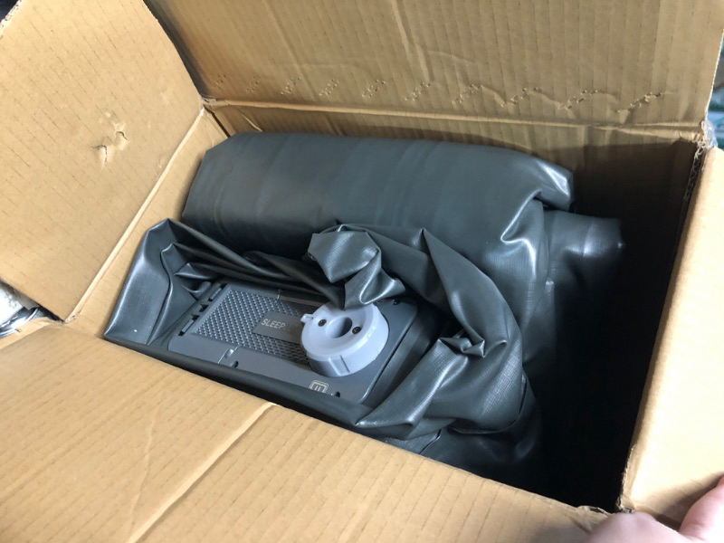 Photo 3 of * leaks air * sold for parts * repair * 
SLEEPLUX Durable Inflatable Air Mattress with Built-in Pump, Pillow and USB Charger Queen 22"