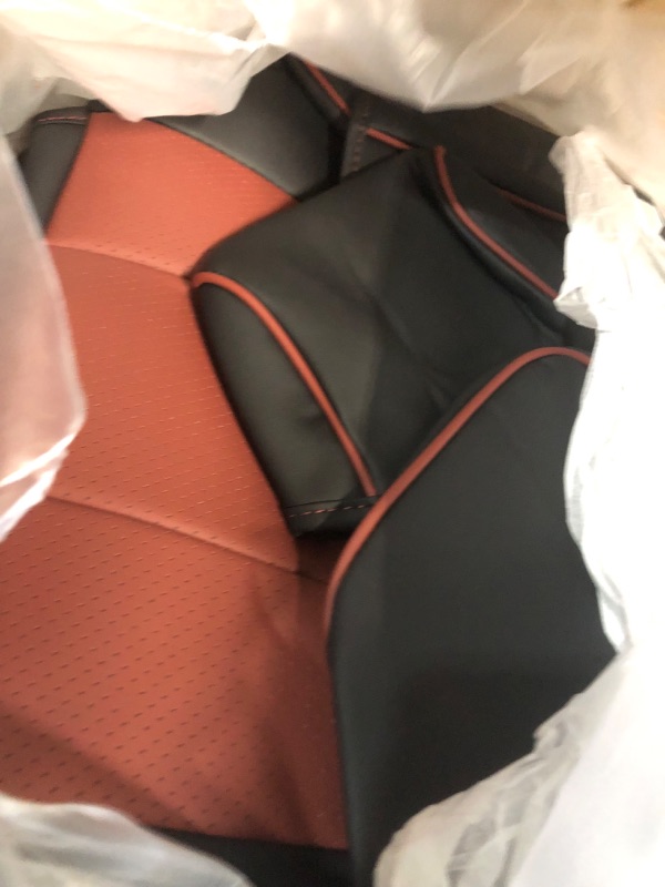 Photo 2 of PTYYDS Seat Covers Compatible with 2020-2024 Toyota Highlander Seat Covers