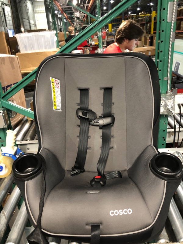 Photo 2 of Cosco Onlook 2-in-1 Convertible Car Seat