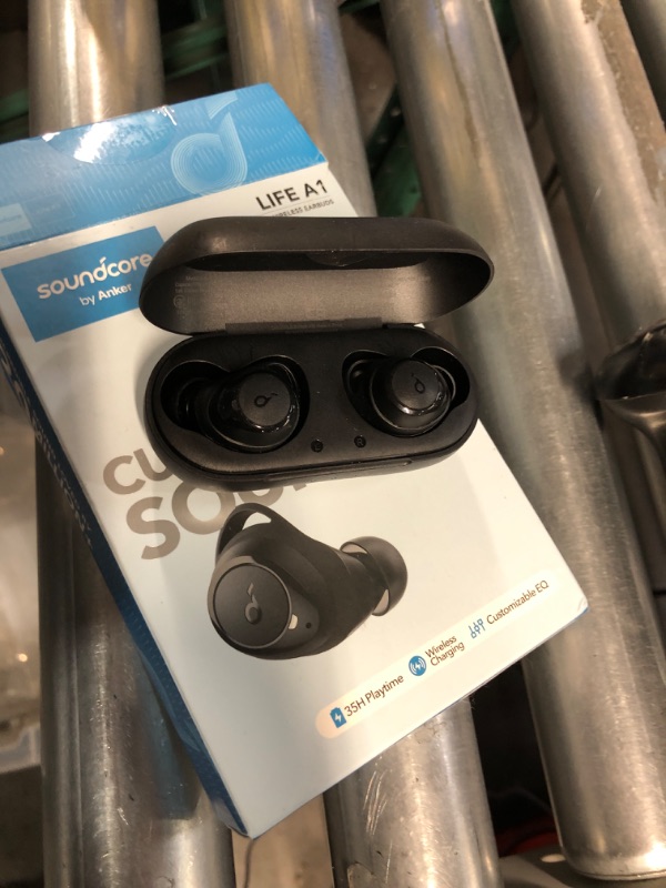 Photo 4 of Soundcore by Anker P20i True Wireless Earbuds