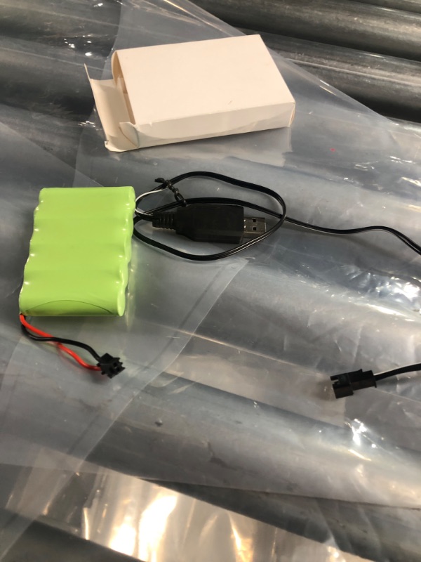 Photo 1 of Gecoty 9.6V NiMH Battery, 2400mAh AA Battery Pack with Tamiya Plug and Charge Cable