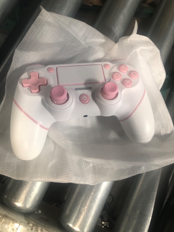 Photo 2 of AceGamer Wireless Controller (Wjite/Pink)