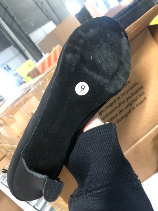Photo 1 of SIZE 9 WOMENS BLACK HEEL